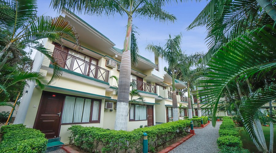 Private wildlife resort in Corbett